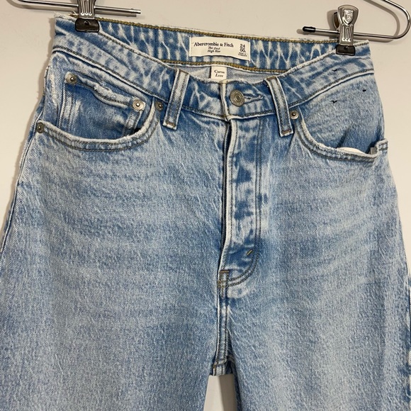 Abercrombie Fitch Curve Love High Rise Dad Jeans Size 24  00 S Medium Light Wash - Picture 7 of 16